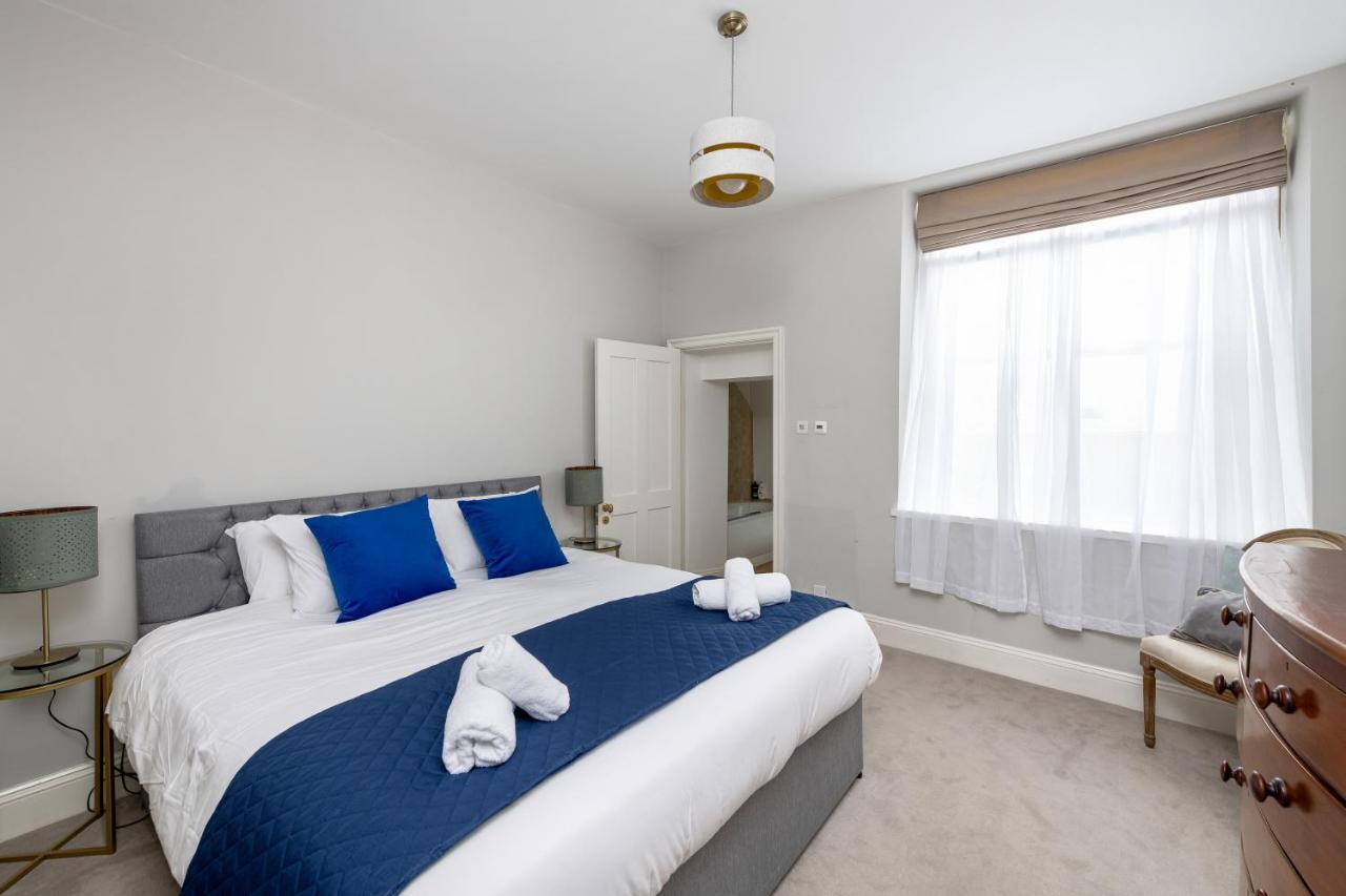 Georgian 2 Bed Apartment With 3 Bathrooms And Parking Екстериор снимка