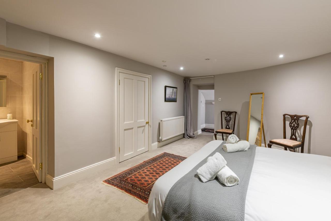 Georgian 2 Bed Apartment With 3 Bathrooms And Parking Екстериор снимка